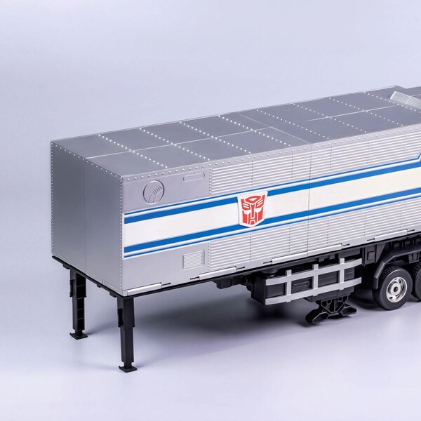  Robosen Transformers Optimus Prime Auto Converting Trailer With Roller Preorders  (9 of 19)